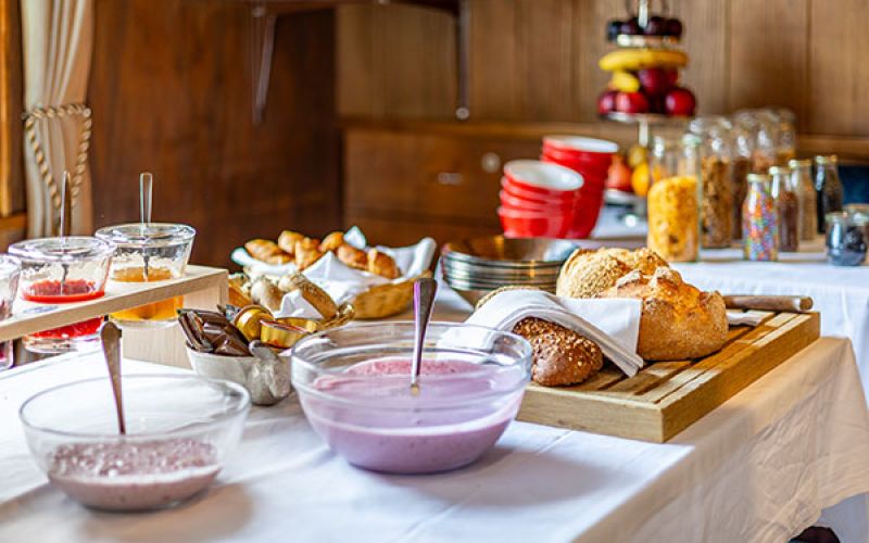 Breakfast and Dinner Davos